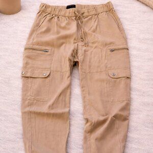 Banana Republic Women’s Cargo Jogger Pants